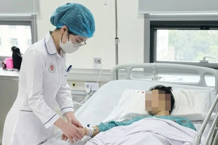 Bệnh nhân đang hồi phục sức khỏe.