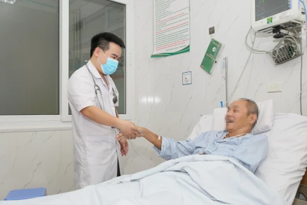 Bệnh nhân đang hồi phục sức khỏe.