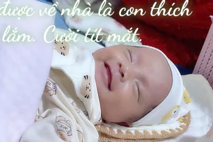 Hai tháng sau sinh, con nặng 3,8kg, ăn ngủ tốt và hoàn toàn khỏe mạnh.