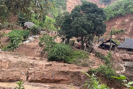 Một góc bản Háng Pù Xi, xã Xa Dung, tỉnh Điện Biên tan hoang sau lũ quét. (Ảnh: BÁO NHÂN DÂN)