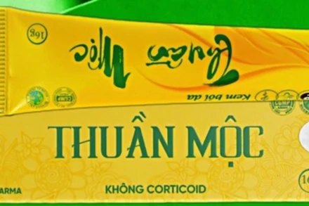 Cục Quản lý dược yêu cầu thu hồi, tiêu hủy lô mỹ phẩm Kem bôi da Thuần Mộc do Công ty cổ phần Hòa Bình Pharma chịu trách nhiệm đưa ra thị trường . (Ảnh: Chụp màn hình)