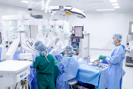Robot Da Vinci Xi đã đưa y học hiện đại bước sang một trang mới.