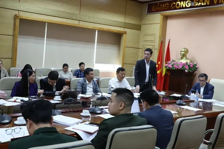 Toàn cảnh cuộc họp. 