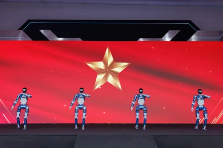 Đội ngũ VinMotion cũng tiếp tục cải tiến mạnh mẽ công nghệ và sản phẩm của mình cả về phần cứng lẫn phần mềm.