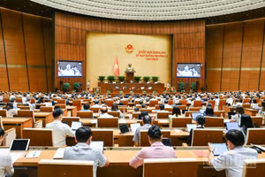 Sáng 9/8, Quốc hội thảo luận ở hội trường về dự án Luật sửa đổi, bổ sung một số điều của Luật Xuất bản. (Ảnh: DUY LINH)