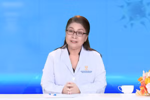 Bác sĩ chuyên khoa I Bạch Thị Chính chia sẻ thông tin chuyên môn. 