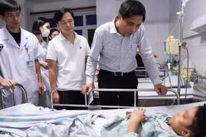 Cháu M. là nạn nhân nhỏ tuổi được cứu sống trong vụ lật tàu du lịch tại Vịnh Hạ Long.