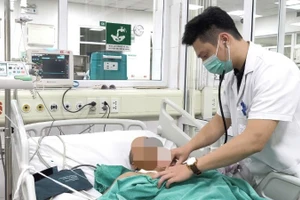 Bệnh nhân nguy kịch vì mắc uốn ván. 