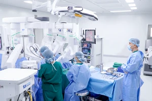 Robot Da Vinci Xi đã đưa y học hiện đại bước sang một trang mới.