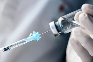 Luật Phòng bệnh được thông qua là nền tảng quan trọng để Việt Nam có chiến lược "Tiêm chủng cho mọi người" bảo vệ người Việt.