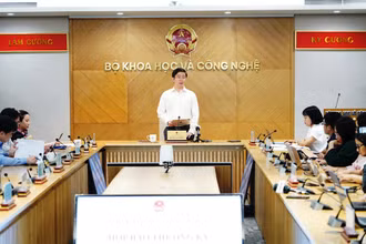 Quang cảnh họp báo của Bộ Khoa học và Công nghệ chiều 27/6.