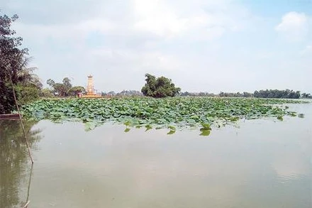 Thanh khiết Loa Hồ