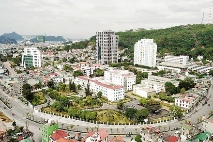 Khu hành chính tỉnh Quảng Ninh.