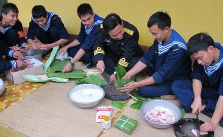 Chút tình lính đảo