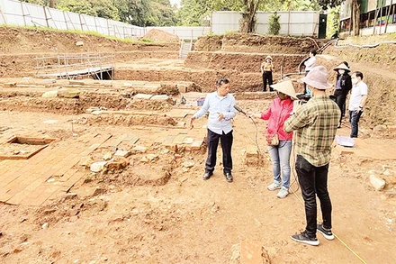 Công trường khai quật khảo cổ tại Hoàng thành Thăng Long.