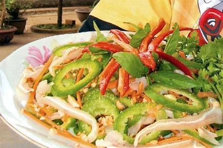 Gỏi mướp xoắn