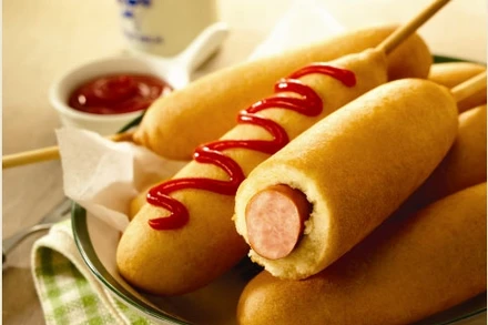 Seoul’s Hotdog và ông Park Hang Seo đại diện hình ảnh thương hiệu Đức Việt