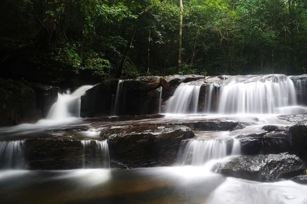 Tới suối Tranh tránh nắng