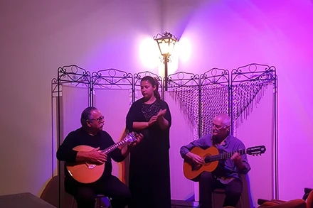 Biểu diễn Fado trong Bảo tàng thành phố Faro.