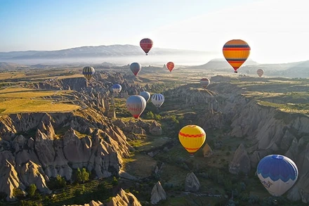 Lơ lửng đón bình minh