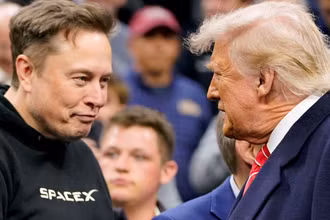 [Video] Nhà Trắng sắp xếp cuộc gọi “làm lành” cho ông Trump và ông Musk 