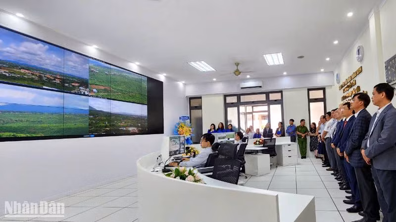 Trung tâm IOC huyện Bảo Lâm có 9 hệ sinh thái được cập nhật dữ liệu liên tục về phòng điều hành trung tâm.