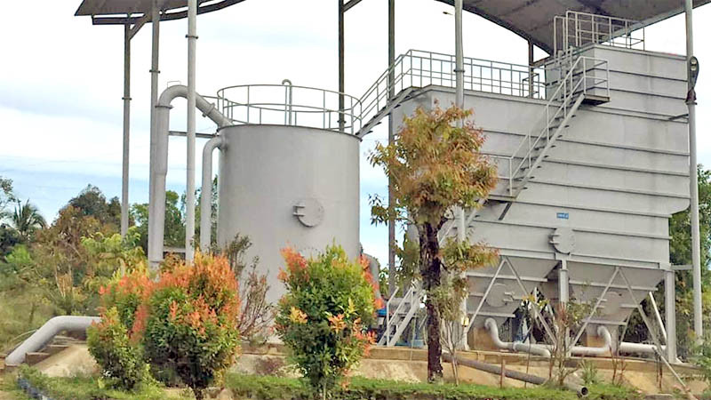 Trong khuôn viên nhà máy nước Ghềnh đá tại huyện Cát Tiên, Lâm Đồng.