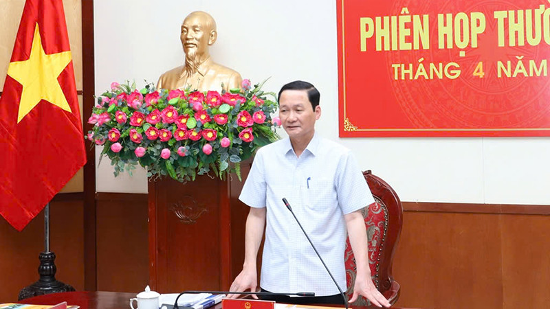 Chủ tịch Ủy ban nhân dân tỉnh Thanh Hóa chủ trì phiên họp thường kỳ tháng 4.