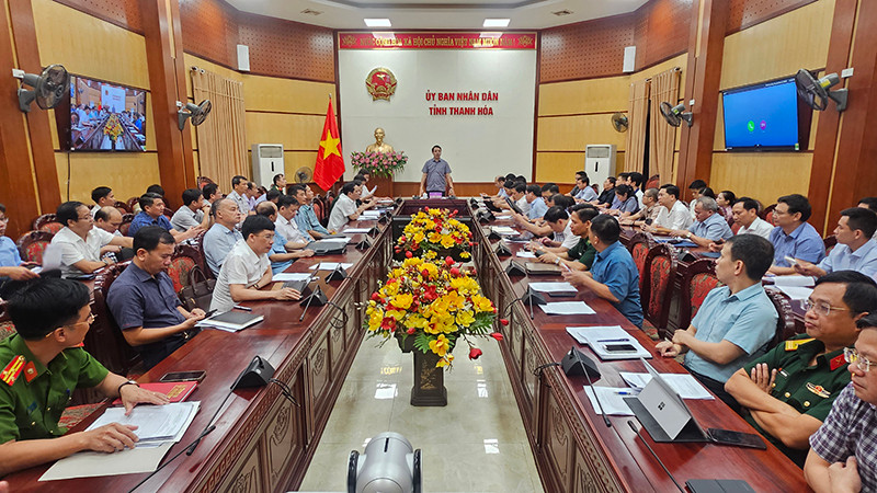 Ban Chỉ huy phòng, chống thiên tai, tìm kiếm cứu nạn tỉnh Thanh Hóa họp trực tuyến về công tác chuẩn bị, ứng phó với bão số 3.