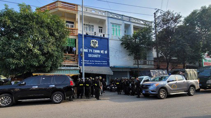 Trụ sở của doanh nghiệp bị thu hồi giấy chứng nhận.