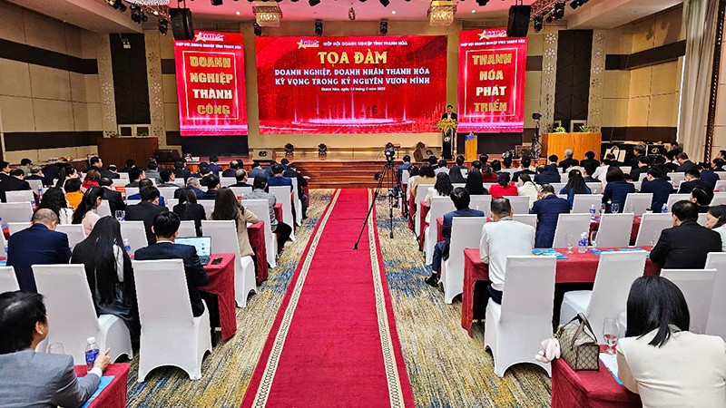 Quang cảnh buổi tọa đàm.