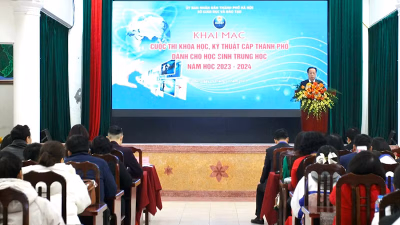 Cuộc thi Khoa học, Kỹ thuật cấp thành phố có 97 dự án dự thi.