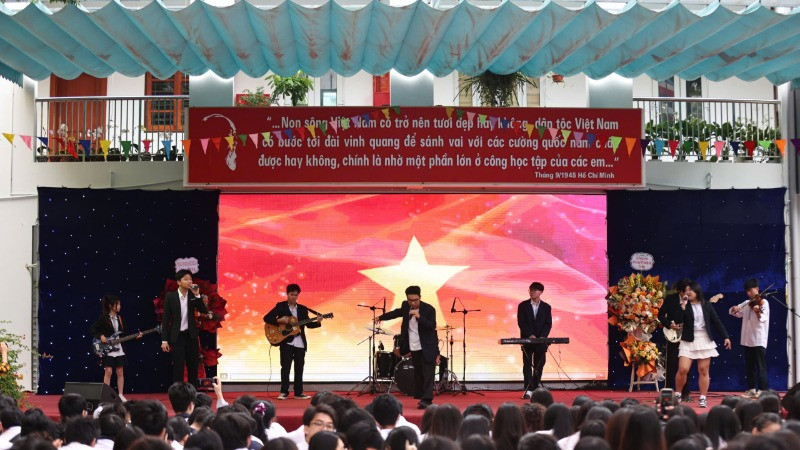 Quang cảnh lễ tổng kết năm học. (Ảnh: Thanh Tùng).