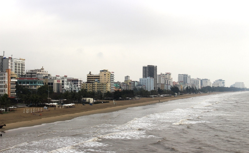 Bãi tắm ở Sầm Sơn.