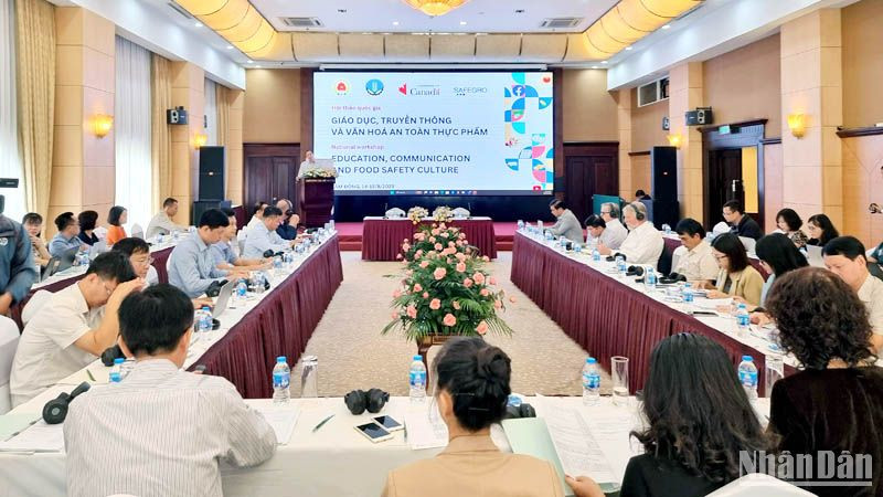 Quang cảnh hội thảo.