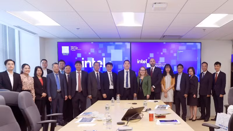 Đoàn công tác Bộ Tài chính làm việc với tập đoàn Intel, Hoa Kỳ.