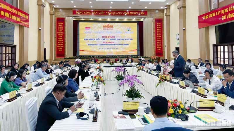 Quang cảnh hội thảo.