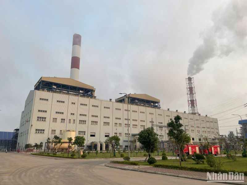 Nhà máy nhiệt điện Thái Bình 2 đi vào hoạt động đóng góp sản lượng điện lớn phục vụ phát triển kinh tế-xã hội của đất nước.