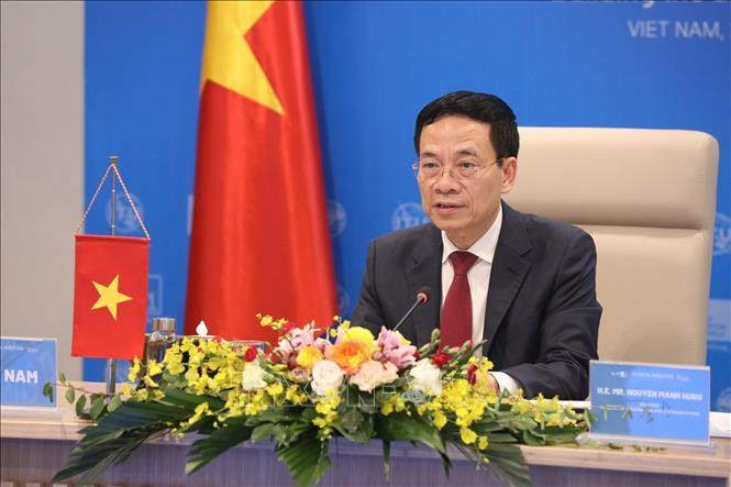 Ủy viên Trung ương Đảng, Phó Trưởng Ban Tuyên giáo Trung ương, Bộ trưởng Thông tin và Truyền thông Nguyễn Mạnh Hùng. (Ảnh: TTXVN)