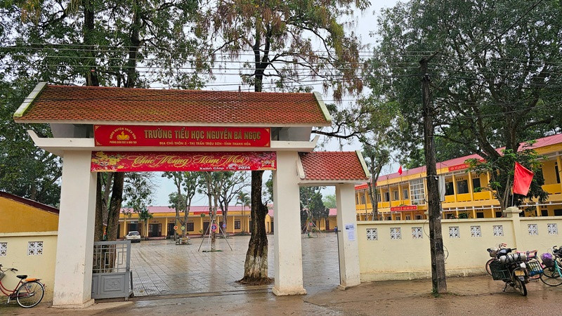 Trường tiểu học Nguyễn Bá Ngọc ở thị trấn Triệu Sơn, tỉnh Thanh Hóa.