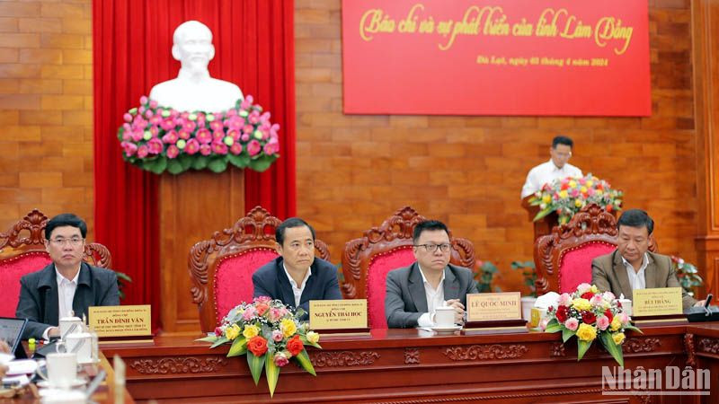 Các đồng chí chủ trì buổi làm việc.