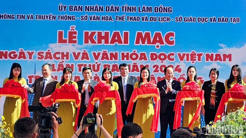 Lâm Đồng xây dựng và phát triển văn hóa đọc từ thành thị đến vùng sâu