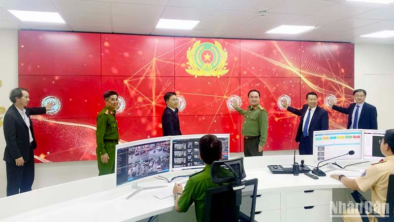 Chính thức vận hành Trung tâm giám sát-điều hành giao thông thành phố Đà Lạt.