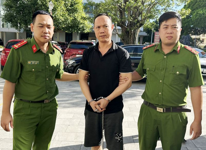 Công an di lý đối tượng về Thanh Hóa phục vụ điều tra, xử lý.
