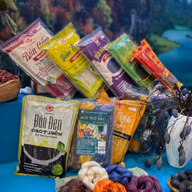 Bún khô Cao Tuyền