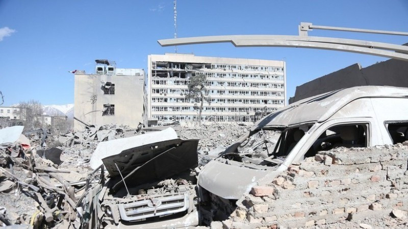 Thiệt hại sau các cuộc không kích của Mỹ và Israel tại Tehran, Iran. (Ảnh: THX/TTXVN)