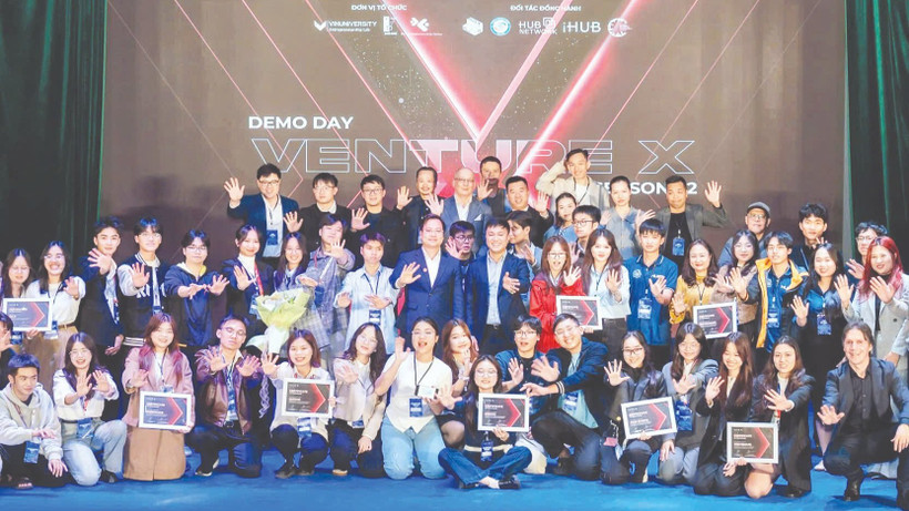 Đông đảo các nhà khởi nghiệp trẻ xuất sắc góp mặt tại Demo Day Venture X mùa 2.