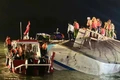 Nỗ lực tìm kiếm các nạn nhân trong vụ chìm tàu du lịch tại Quảng Ninh. (Ảnh: QUANG THỌ)