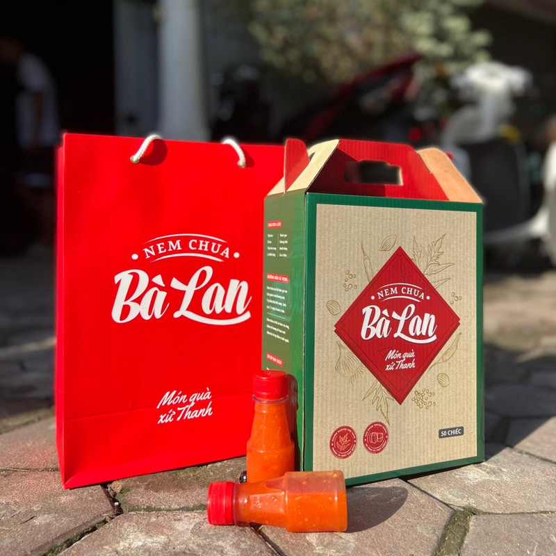 Nem chua bà Lan