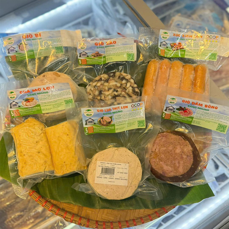 Giò dăm bông Sáng Nhung